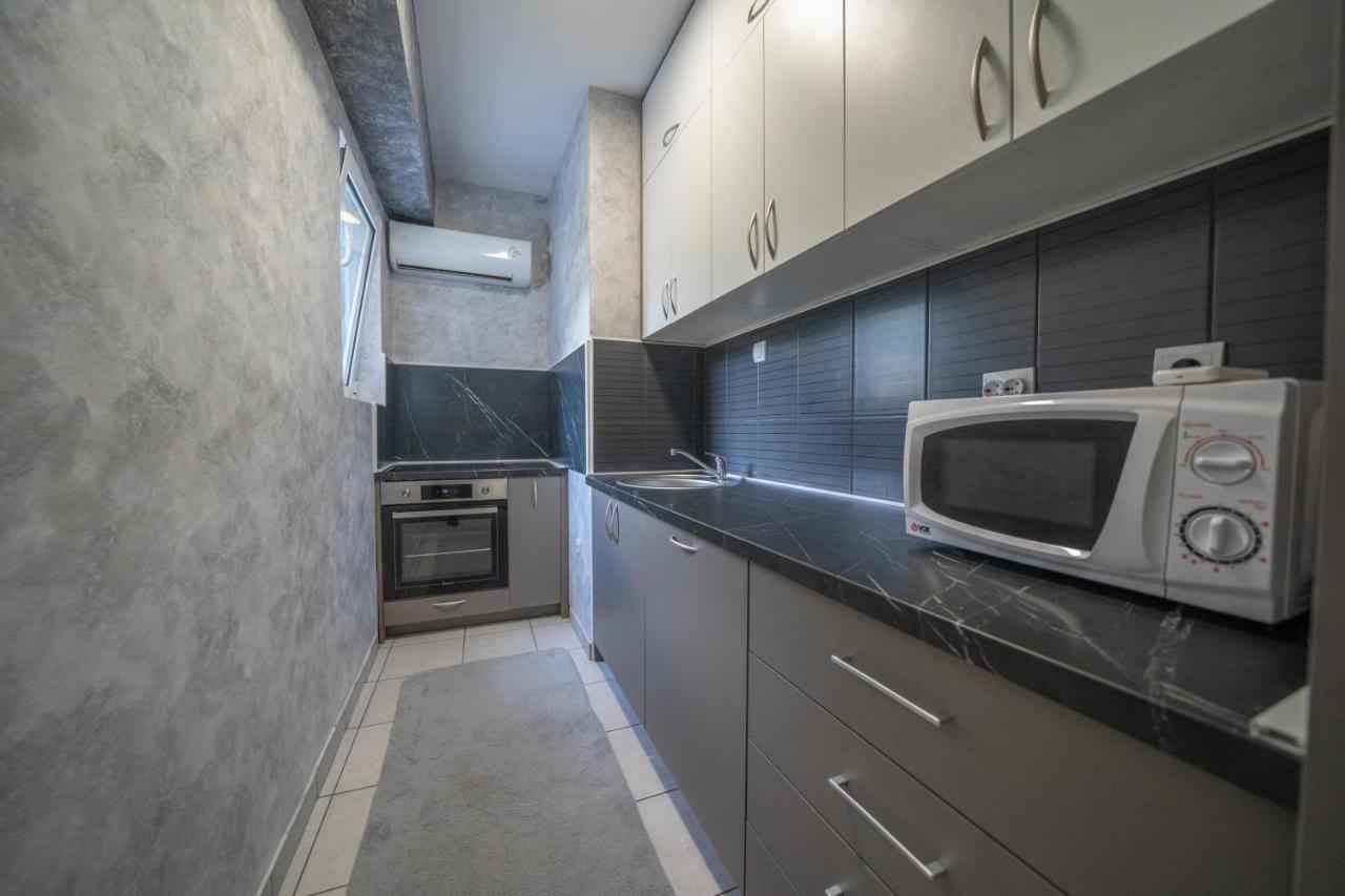 Apartman Anja Risan Luaran gambar
